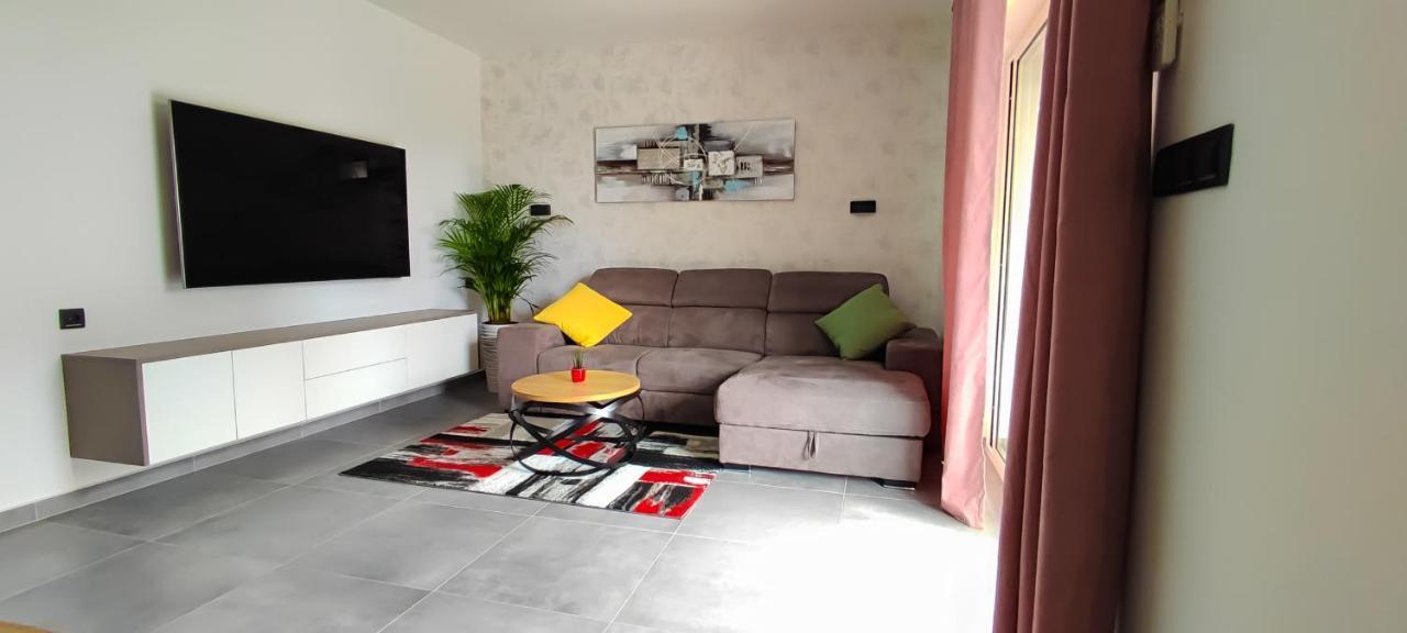 קרק Apartment Denis מראה חיצוני תמונה